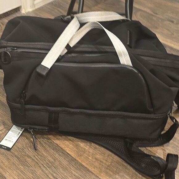 Tumi Tahoe View Splitpack Backpack - Picture 12 of 15